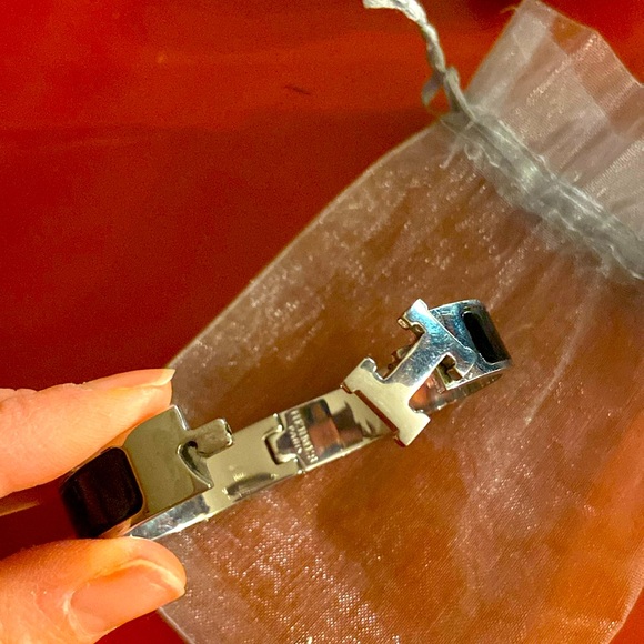 HERMES ‘Clic H’ bracelet. - Picture 2 of 16